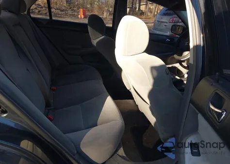 2006 Honda Accord 2.4 Ex z USA, uszkodzony, nr VIN 1HGCM56786A049504